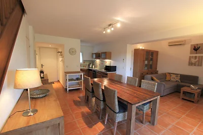 Accogliente casa vacanze ad Arles con piscina