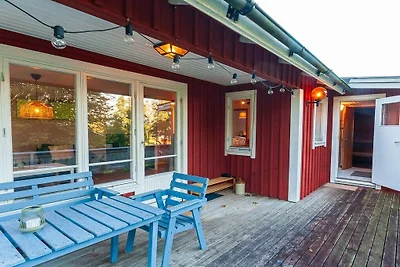 Ferienhaus in Alhammar mit Schwimmbecken