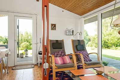 Modernes Ferienhaus in Rønde in Meeresnähe