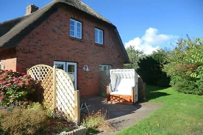 Ferienhaus in Nieblum mit Schwimmbecken