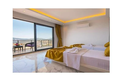 Villa a Kalkan con piscina