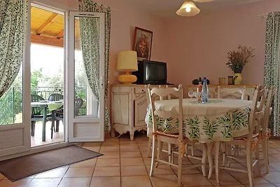 Villa moderna con piscina privata