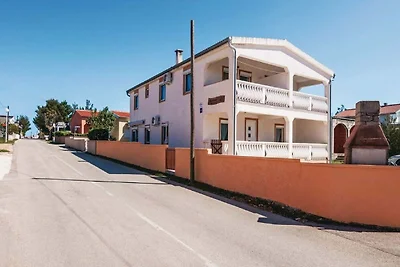 Apartments Hak - One Bedroom Apartment with...