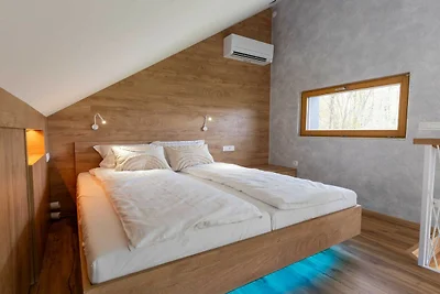Elegant Warm Bliss Hideaway Escape Lodge - Ho...