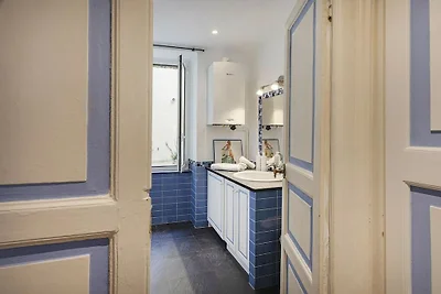Santa Chiara Apartment