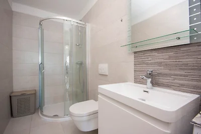 Apartments Happy Holiday - Two Bedroom Apartm...