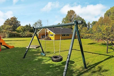 8 Personen Ferienhaus in Faxe Ladeplads