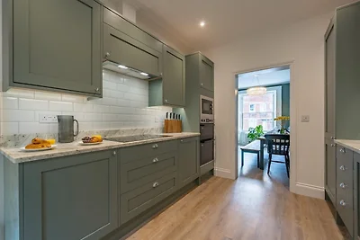 Stilvolles Ferienhaus in Bristol für 8...