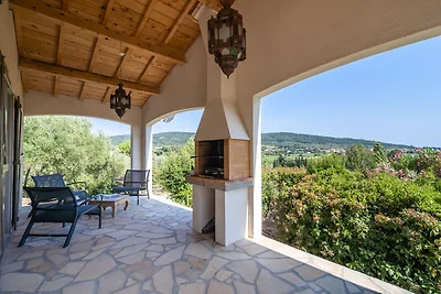 Villa di lusso con piscina privata e jacuzzi
