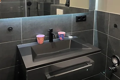 Vakantieappartement met zeezicht in Wyk auf...