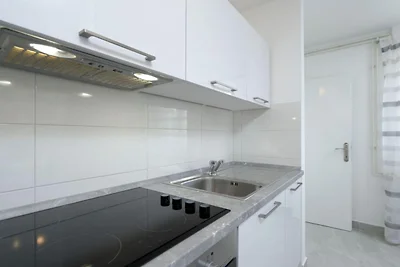 One Bedroom Apartment with Terrace and Sea Vi...