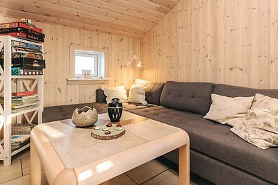 Maison de vacances pour 8 a Brovst