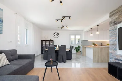 Shimmering Sea Apartment with Terrace - Four ...