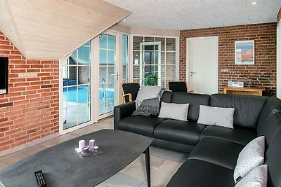 12 person holiday home in Ringkøbing