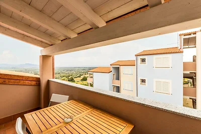 Zolder met terrazza en zwembad condivisa