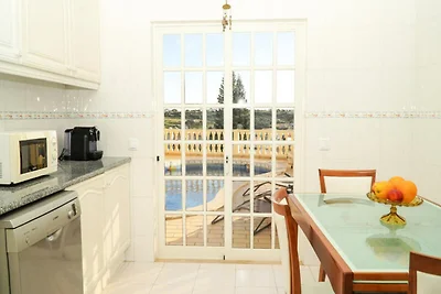 Villa in Albufeira mit Meerblick & Pool