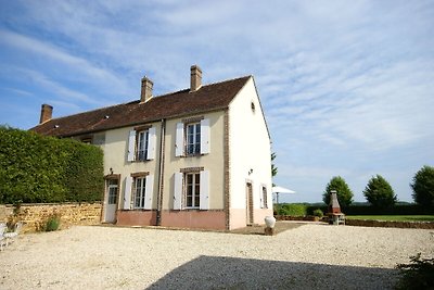 Splendida casa vacanze con piscina a Diges