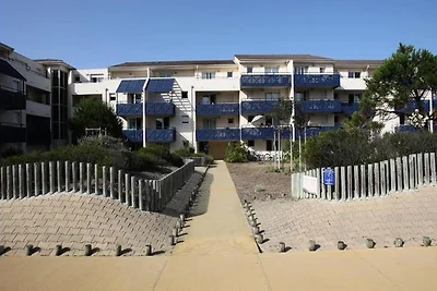 Marineblaue Residenz f�r drei Personen