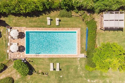 Villa auf dem Land mit Swimmingpool in...