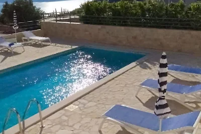 Ferienhaus am Meer mit Pool