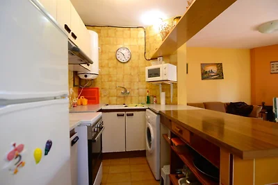 Wohnung Estany mit Terrasse