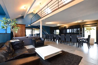 Modernes Ferienhaus in Vaux-sur-Sûre mit...