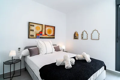 Wohnung in Nerja mit Meerblick & Pool