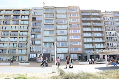 Appartamento a Nieuwpoort con vista mare