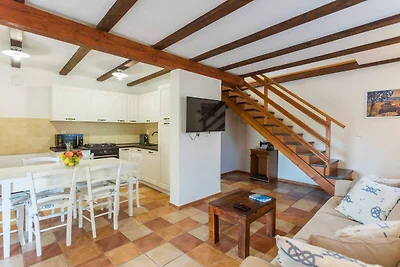 Ferienhaus in Pjescana Uvala in Strandnähe