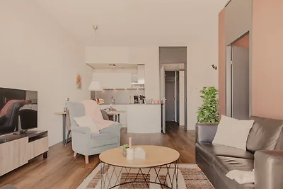 Deluxe-Apartment mit Seeblick in Makkum