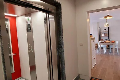 Apartment mit Terrasse und Meerblick