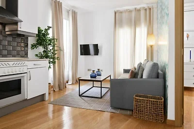 Zentrale Oase für 8 Gäste in Madrid
