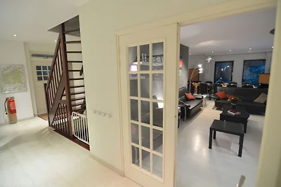 Accogliente villa in mezzo ai boschi a...
