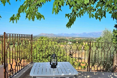 Huis in Muro met jacuzzi en uitzicht