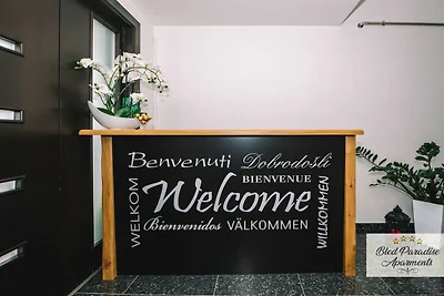 Bled Prestigious and Stylish Apartments - Cla...