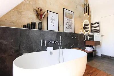 Maison Labruyere Gemütliche Gartensuite