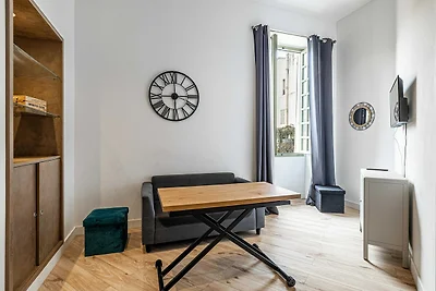 A/C Mezzanine Apt 1BR/2P - Place Garibaldi