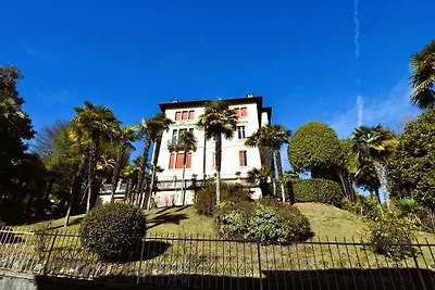 Wohnung in Vignone Villa-Umgebung