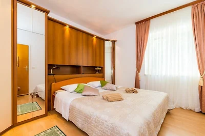 Apartment Valonija - Two Bedroom Apartment wi...