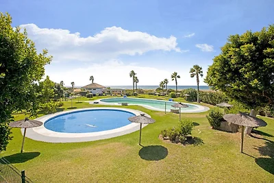 Belvilla by OYO Beachfront Zahara