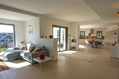Ferienhaus in Vence mit Schwimmbecken