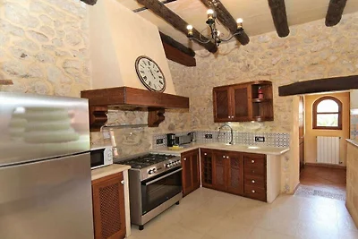 Villa in Muro met zwembad