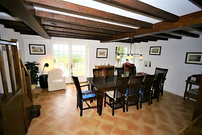 Schönes Ferienhaus mit privatem Pool