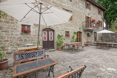 Zonnig appartement in Assisi met een tuin