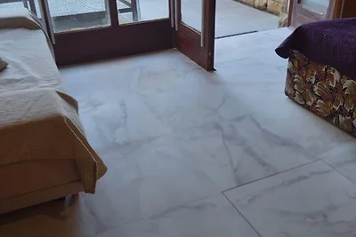 Big Terrace Apartment - Studio with Terrace a...