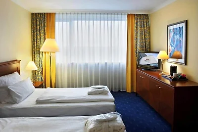 H4 Hotel Kassel by Sunday Junior Suite