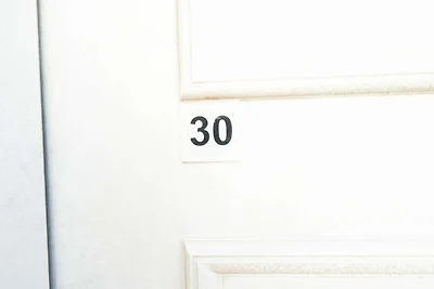 Wohnung in Sérignan mit Garten