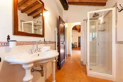 Lussuoso agriturismo con piscina a 
Cortona