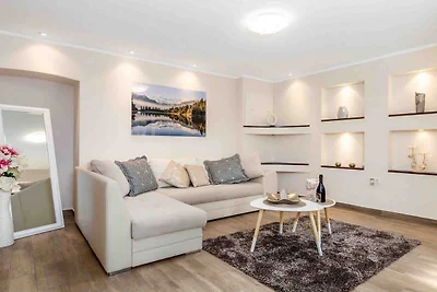 Modern Comfort  - One Bedroom Apartment...
