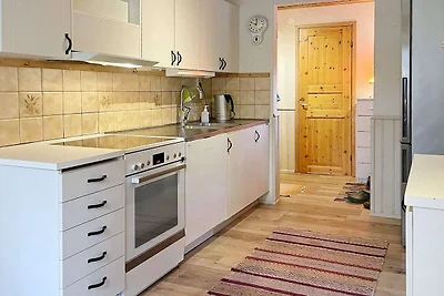 6 Personen Ferienhaus in YNGSJÖ-By Traum